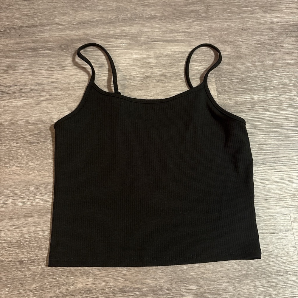 Black Ribbed Cropped Tank Top